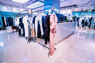 俊發(fā)新螺螄灣二期市場(chǎng)11 14區(qū)2樓重裝開業(yè) 締造時(shí)尚女裝新潮流